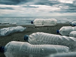 Perubahan Iklim Ternyata Makin Memperburuk Polusi Plastik