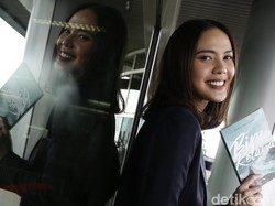 Ada Andil Nino Kayam dalam Judul Buku Della Dartyan