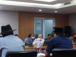 Panas! DPRD DKI Cecar JakPro soal Dana Bangun Trek Formula E
