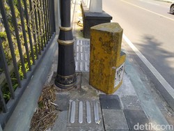 Serem! Guiding Block Difabel di Kawasan Borobudur Tabrak Tiang-Pohon