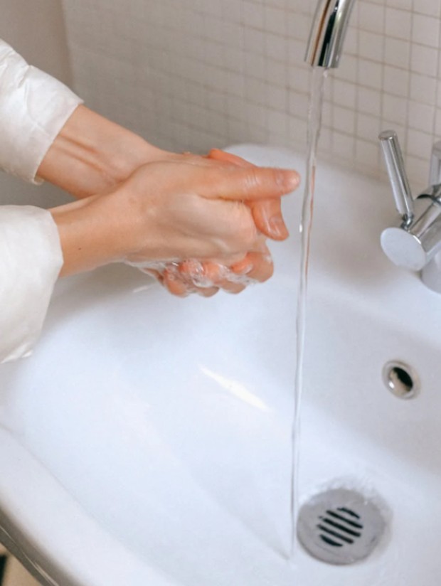 Hindari Suhu Air yang Terlalu Panas