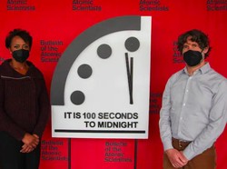 Jam Kiamat Tak Bergerak, Bumi Tetap 100 Detik Menuju Hancur