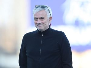 Roma Kebobolan 2 Gol di Babak Kedua, Mourinho: Bagus buat Penonton