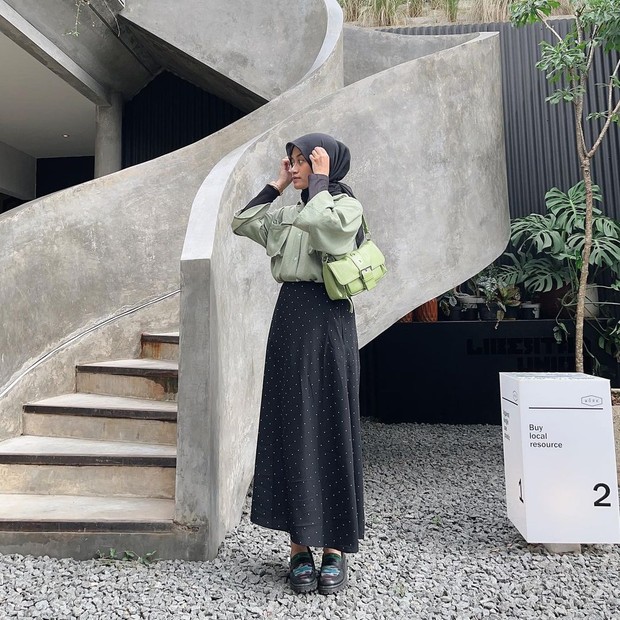 Kombinasi warna ootd content creator Lintangrainaa