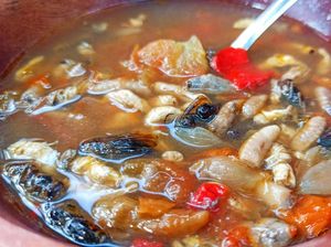 Bapak-bapak! Makan Sup Tawon Ini Bisa Greng Lebih Lama, Mau Coba? Bapak-bapak! Makan Sup Tawon Ini Bisa Greng Lebih Lama, Mau Coba?