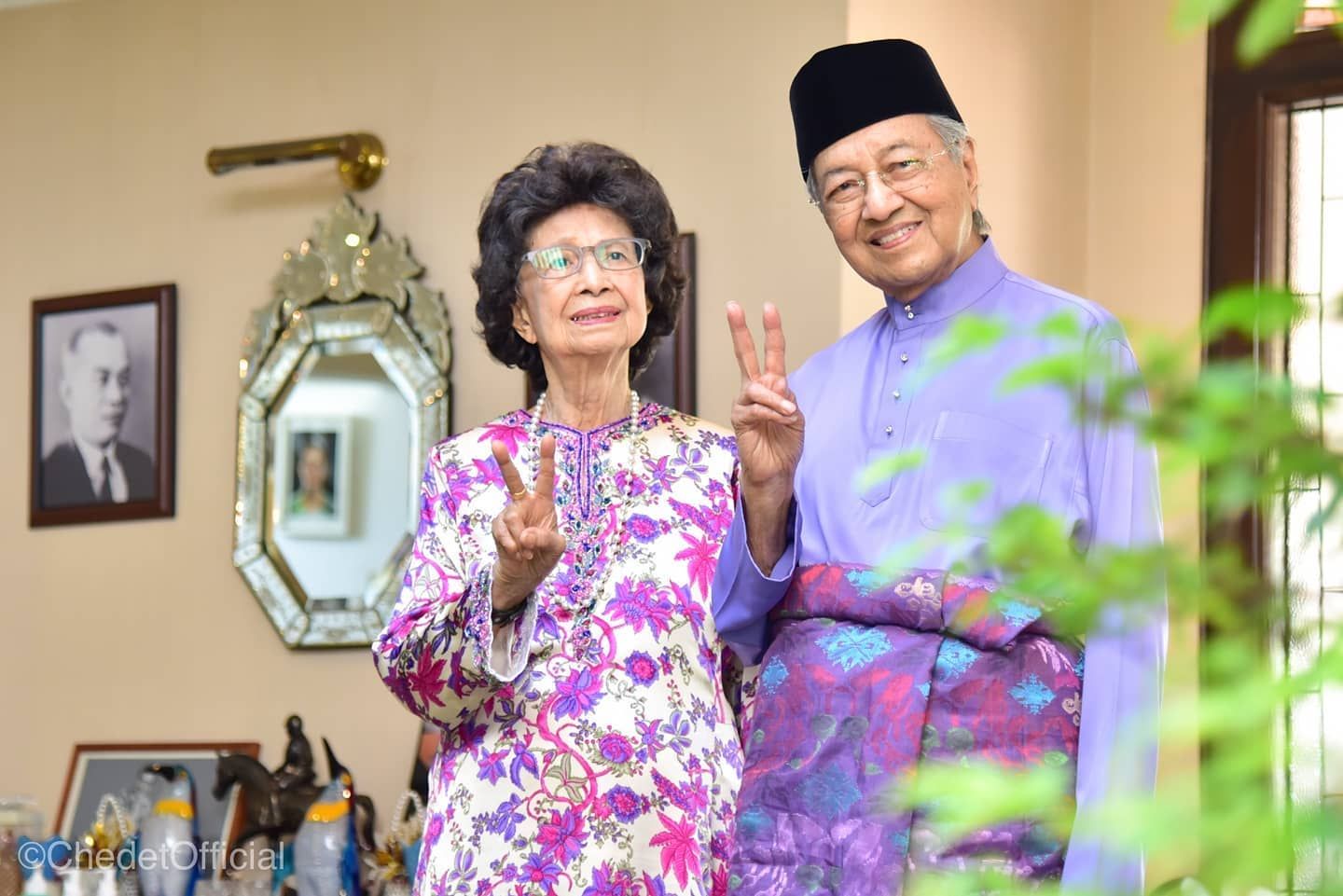 Mahathir Mohamad dan Siti Hasmah