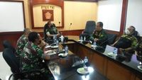 Momen Silaturahmi Hipakad ke TNI AD