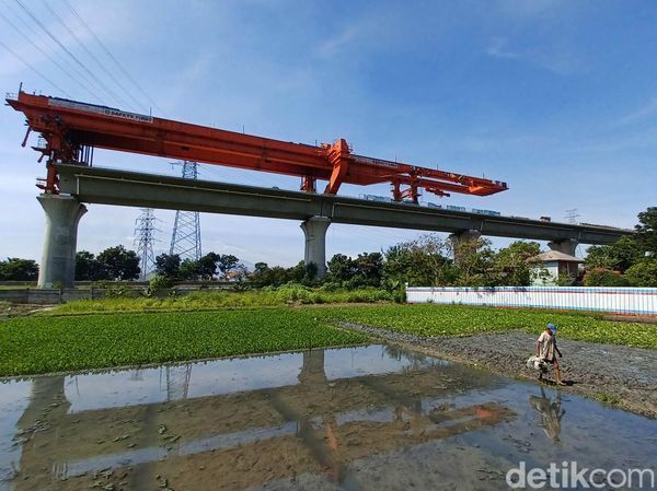Laju Kereta Cepat JKT-BDG Molor, Begini Progres Pembangunannya