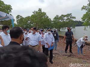 Bangun Pelabuhan Baru di Batam, Luhut: Lebih Besar dari Priok