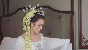 8 Foto Artis Cantik Pakai Siger, Jadi Pengantin Sunda di Hari Pernikahan