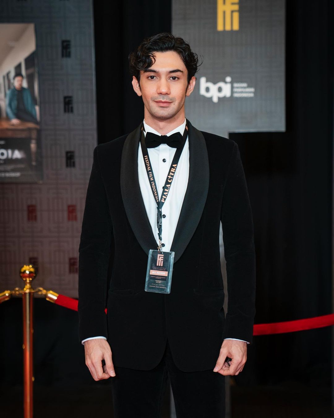 Reza Rahadian/Foto: Instagram.com/officialpilarez