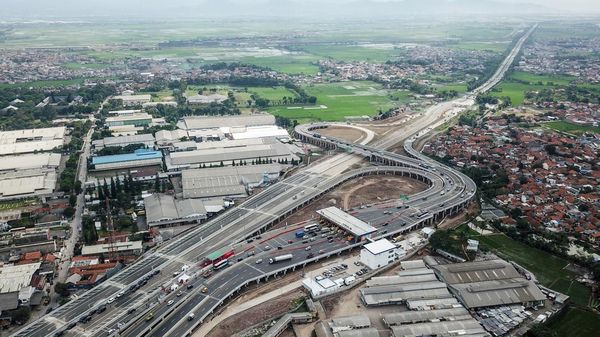 Tol Cisumdawu Ruas Cileunyi-Pamulihan Resmi Dibuka, Gratis 2 Pekan