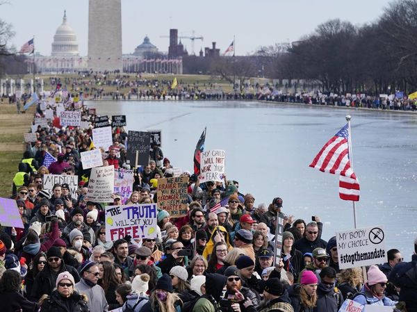 Tolak Wajib Vaksin, Ribuan Warga AS Kepung Washington DC