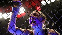 Vanessa Raih Kemenangan Perdana di UFC Usai Pensiun dari Dunia Striptease