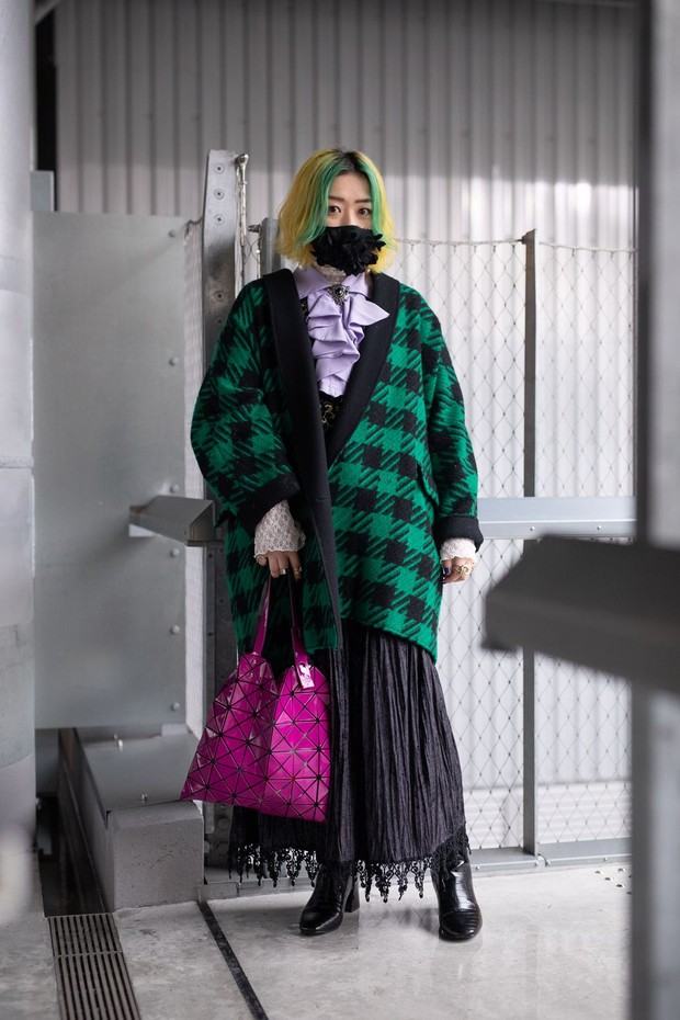 hybrid dari coat dan cardigans, yang cozy dan stylish untuk kamu gunakan di segala kesempatan