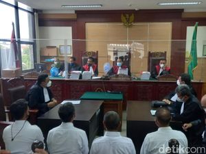 4 Eks Sipir Didakwa Lalai di Kebakaran Lapas Tangerang Tewaskan 49 Napi 4 Eks Sipir Didakwa Lalai di Kebakaran Lapas Tangerang Tewaskan 49 Napi