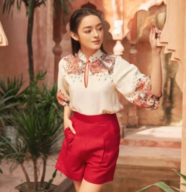 Sambut Imlek Simak Inspirasi Cheongsam Kekinian Untuk Tetap Tampil Stylish