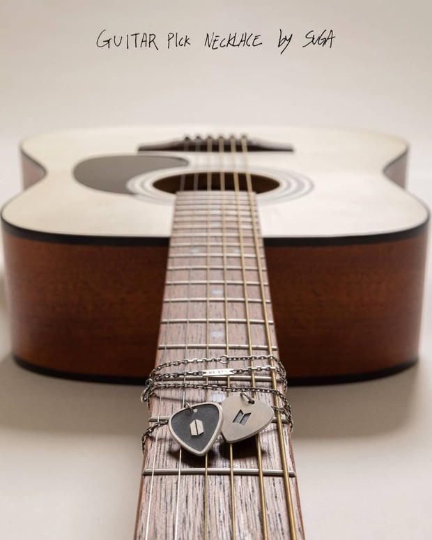 Guitar pick necklace by Suga