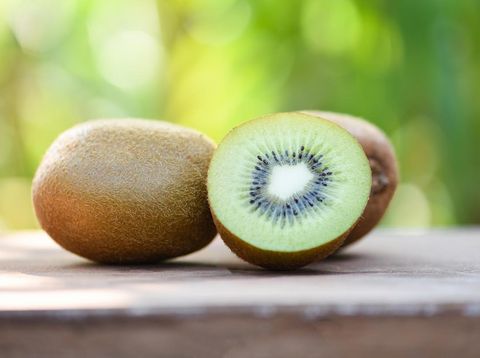 Ilustrasi buah kiwi