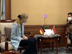 Jerman Sumbang Alat Medis dan 9 Juta Dosis Vaksin COVID ke Indonesia