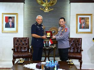 Kapolri Bertemu Kepala Kepolisian Malaysia, Bahas PMI Ilegal-Penanganan COVID