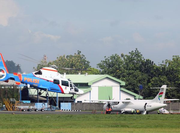 Foto-foto Geliat Kesibukan Bandara Pondok Cabe