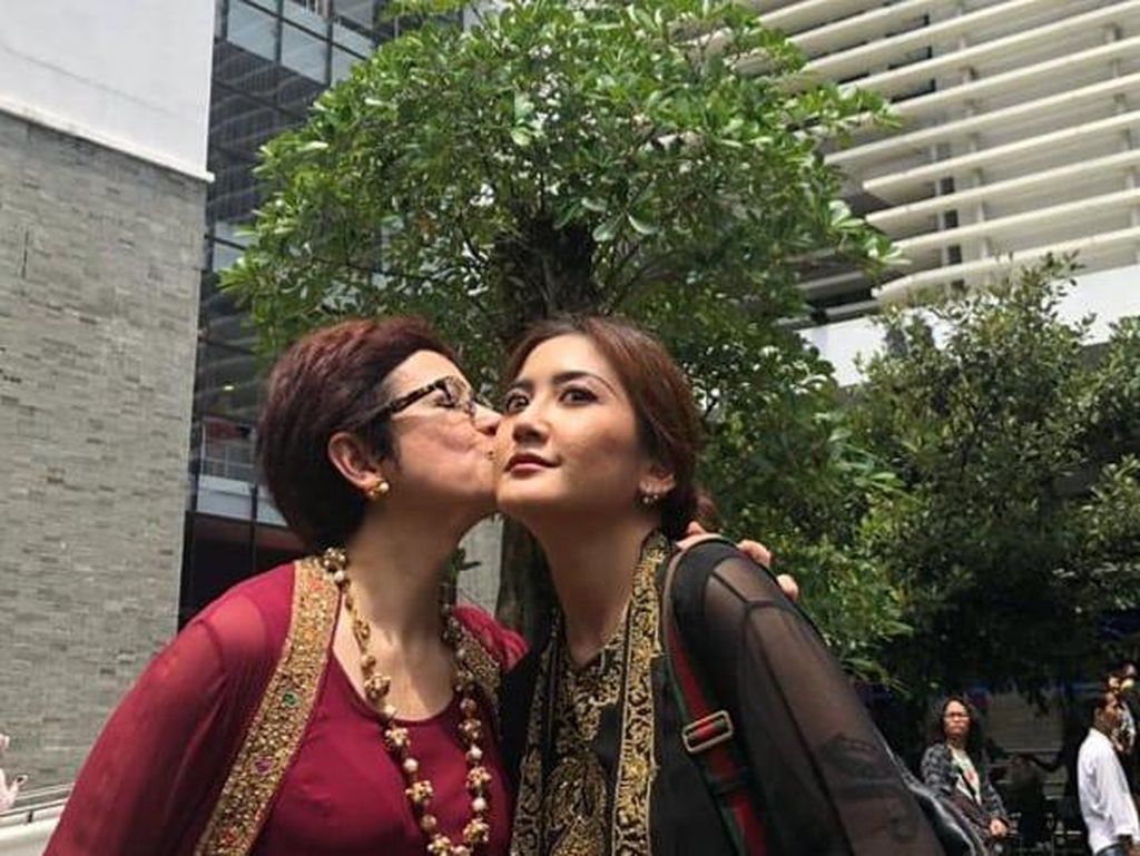 Putri Nurul Arifin Sempat Alami Stres hingga ke Psikolog Putri Nurul Arifin Sempat Alami Stres hingga ke Psikolog