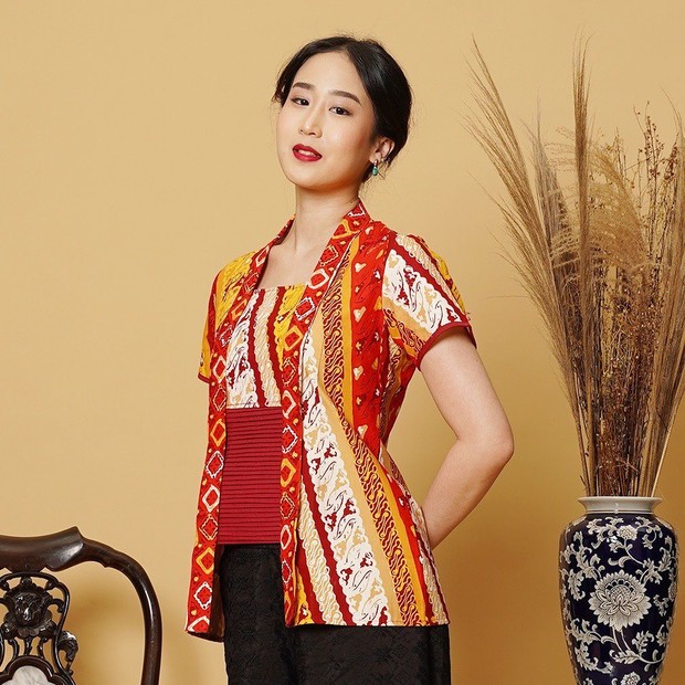 Nona Rara - Nyonya Permen Timeless T1235 Nona Rara - Nyonya Permen Timeless T1235