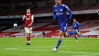 Striker Leicester City, Jamie Vardy punya koleksi 11 gol dari 14 laga (Getty Images)