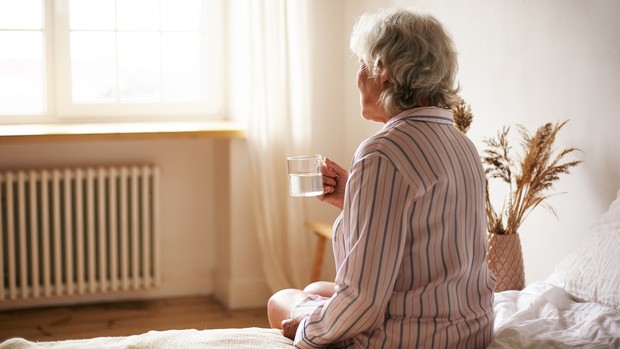 Perbedaan perimenopause dan menopause yang dialami para perempuan/freepik/shurkin_son Gejala menopause yang dialami oleh seorang perempuan.