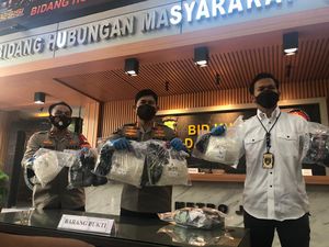 Bandar di Kampung Bahari Diciduk Polisi, Simpan Sabu Rp 5 M di Plafon Rumah Bandar di Kampung Bahari Diciduk Polisi, Simpan Sabu Rp 5 M di Plafon Rumah