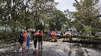 Potret Ciamis Porak Poranda Diterjang Angin Kencang