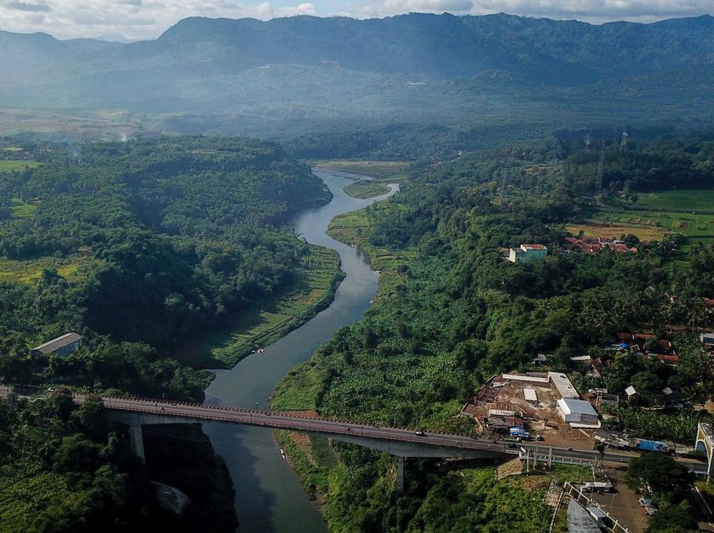 7 Fakta Sungai Citarum, Sempat Jadi Sungai Terkotor di Dunia