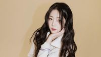 Potret Shin Ji Yeon, Kontestan Singles Inferno Bantah Pakai Bantalan Pinggul