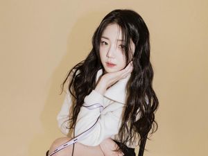 Potret Shin Ji Yeon, Kontestan Singles Inferno Bantah Pakai Bantalan Pinggul