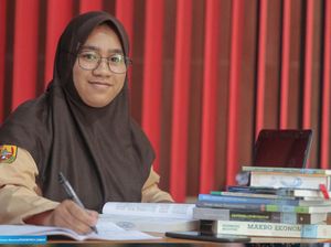 Simak! 3 Tips Belajar ala Siti Komariah, Pemenang Kompetisi Sains Nasional Simak! 3 Tips Belajar ala Siti Komariah, Pemenang Kompetisi Sains Nasional