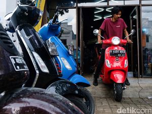 Tren Vespa yang Tak Lekang oleh Waktu