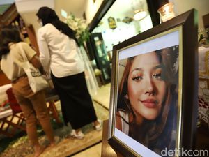 Suasana Nurul Arifin Gelar Misa Syukur Maura Magnalia Suasana Nurul Arifin Gelar Misa Syukur Maura Magnalia