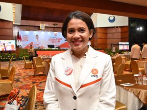 Hensat: Tak Mengagetkan PKS Punya Dewan Pakar Nonmuslim Hensat: Tak Mengagetkan PKS Punya Dewan Pakar Nonmuslim