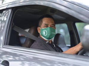 5 Tips Aman Berkendara Pakai Taksi Online Versi Grab