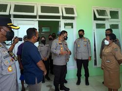 Momen Kapolda Papua Barat Tinjau Keamanan di Sorong Pasca-Bentrok