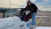 Potret Pilot Wanita yang Pecahkan Rekor, Keliling Dunia Solo di Usia 19 Tahun