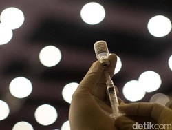 PKS Desak Kemenkes Segera Terbitkan Vaksin Booster Halal