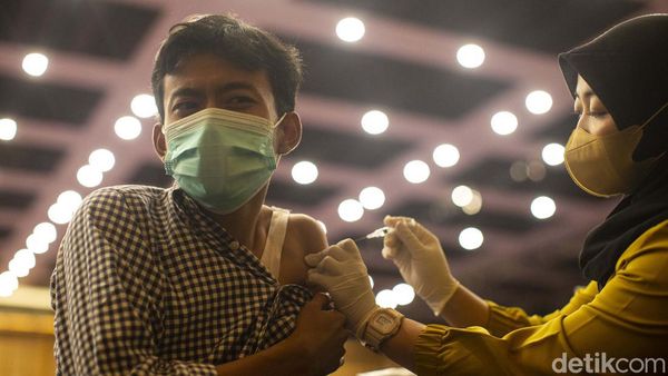 Percepatan Vaksinasi Booster Digelar di Pusat Perbelanjaan