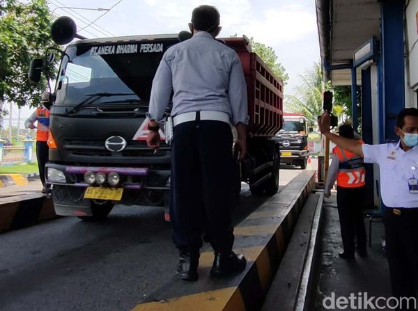Teknologi Pendeteksi Truk Obesitas Dipasang di Kulon Progo