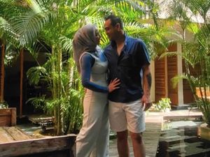 8 Foto Romantis Venna Melinda & Ferry Irawan Liburan di Bali, Bikin Baper 8 Foto Romantis Venna Melinda & Ferry Irawan Liburan di Bali, Bikin Baper