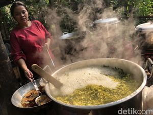 Warung Makan Hits Dekat Kuburan hingga 5 Kedai Kopi Langganan Turis Malaysia