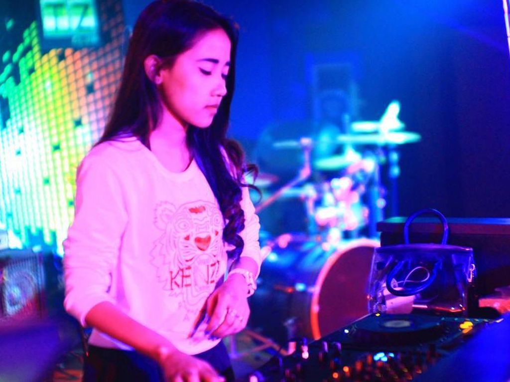 Penjelasan Polisi soal Tewasnya DJ Indah Cleo di Lantai 2 Double O Sorong