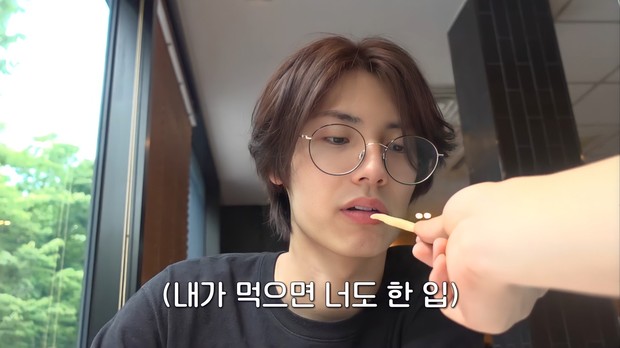 Fakta unik Joo Yeon/twitter.com/horangchaaae/ Joo Yeon sempat menggemparkan Twitter dengan video makan kentang yang saat ini sudah tembus 1 juta views