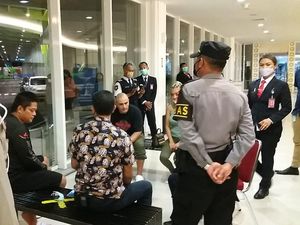 Mencuat Amukan Bule di Bali: Pukul Petugas Gegara Ketinggalan Pesawat Mencuat Amukan Bule di Bali: Pukul Petugas Gegara Ketinggalan Pesawat